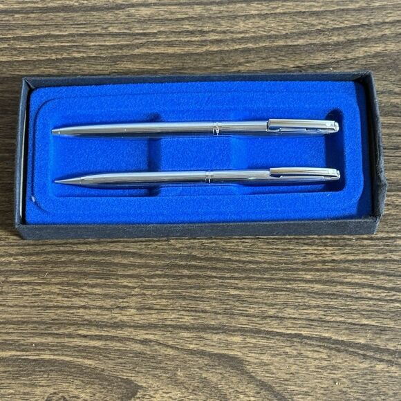 Sheaffer Vintage Lifetime White Dot Silver Ballpoint Pen & Mechanical Pencil - Picture 1 of 8